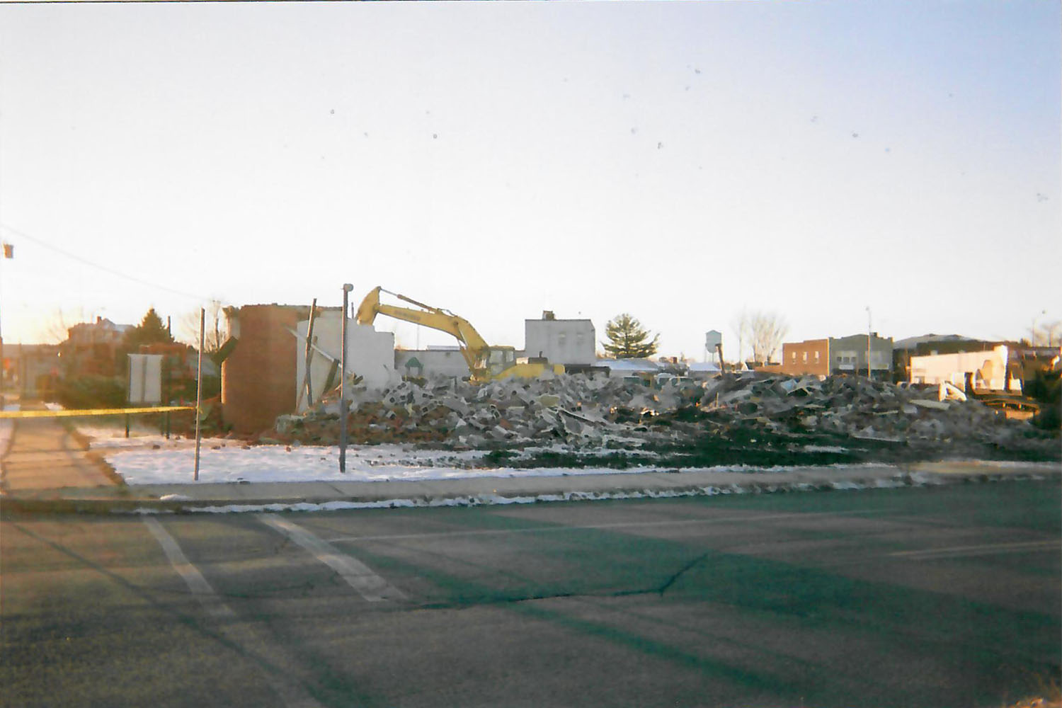 Rustic Mall - Bank Debris Pile